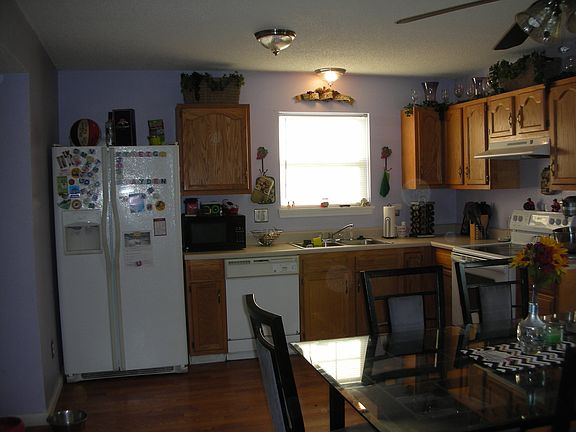 5th image of 9546 Gull Lake Dr