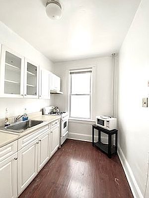 2nd image of 14-48 31st Ave #1F