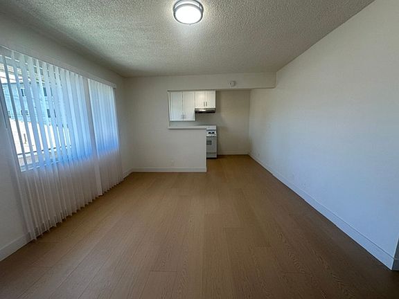 3rd image of 121 S Chandler Ave APT E