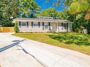 1061 Valley View Ct, Mobile, AL 36695