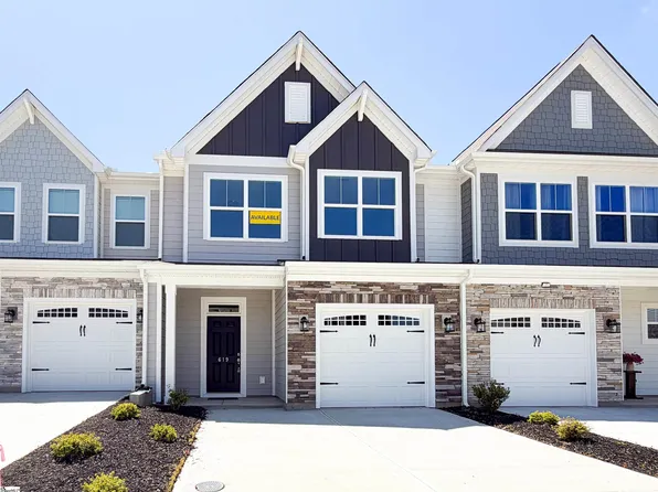 619 Autumn Lake Rd, Simpsonville, SC 29681
