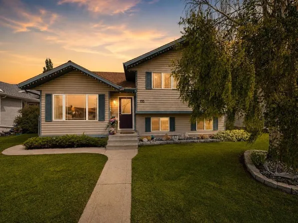 155 S Lampard Cres, Red Deer, AB T4R 2W7
