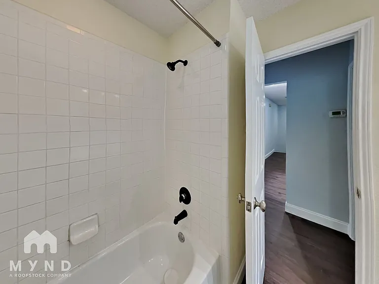 2616 Belmont Ct — Photo 23