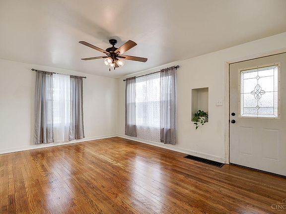 3rd image of 113 Lulu Ave
