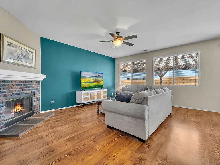 40028 Aliso Ct — Photo 37