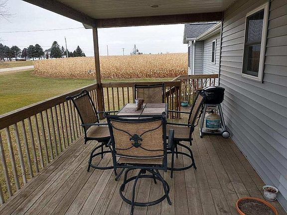 Front covered deck