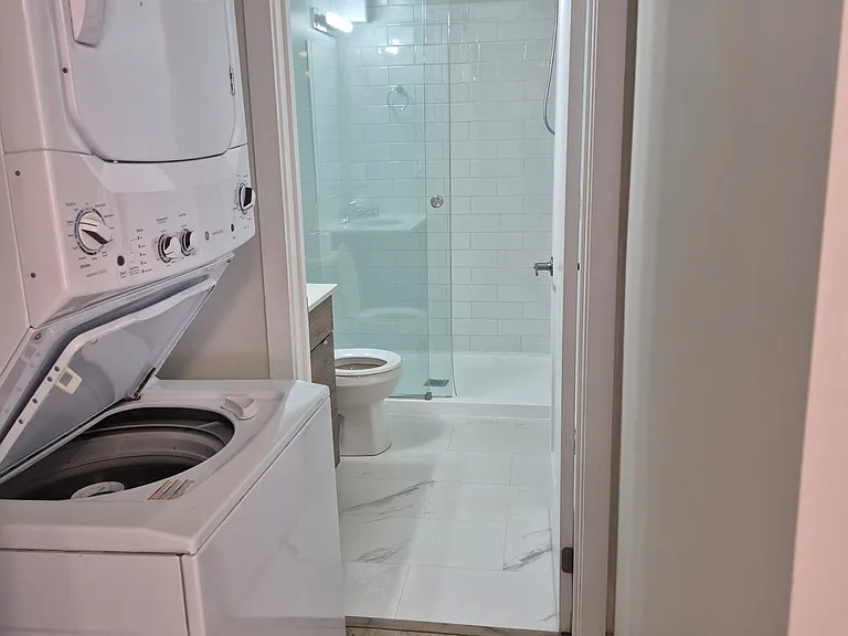 253 Dain Ave #BASEMENT — Photo 13