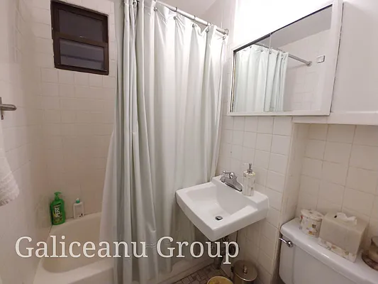 Rented by Lexington Real Estate Group | media 20