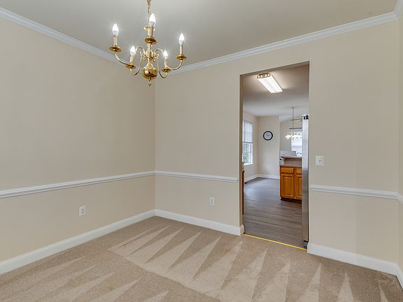 3rd image of 45921 Altman Ct