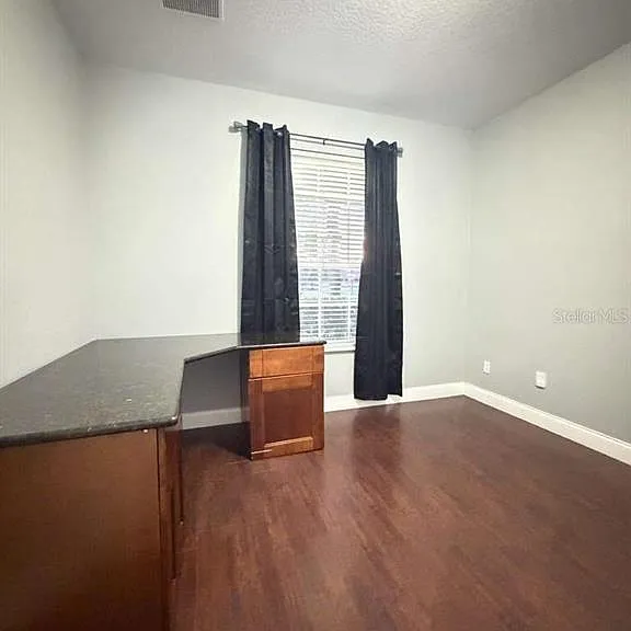 1105 Toluke Point — Photo 13