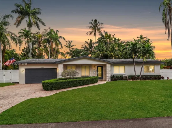 8435 SW 157th St, Palmetto Bay, FL 33157