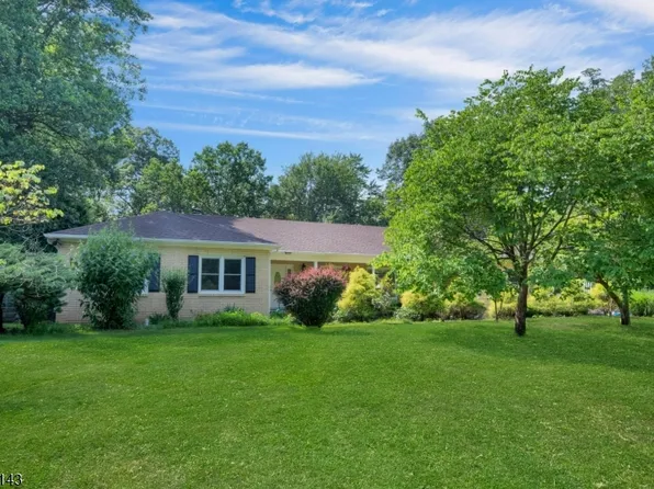 7 Short Hills Ln, Scotch Plains Twp., NJ 07076