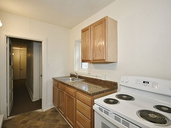 2nd image of 420 Grant Ave Floor 1-L