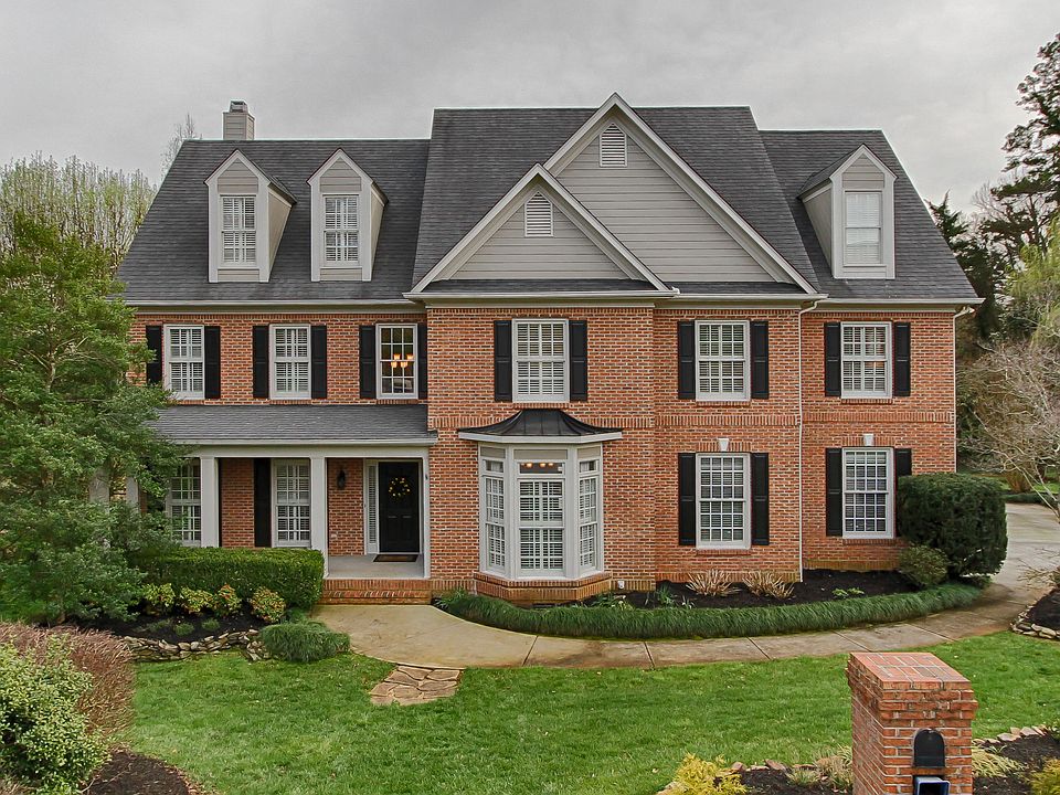 1st image of 1824 Thoreau Ln