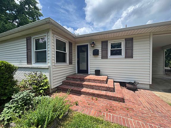 2nd image of 107 Dexter Ave