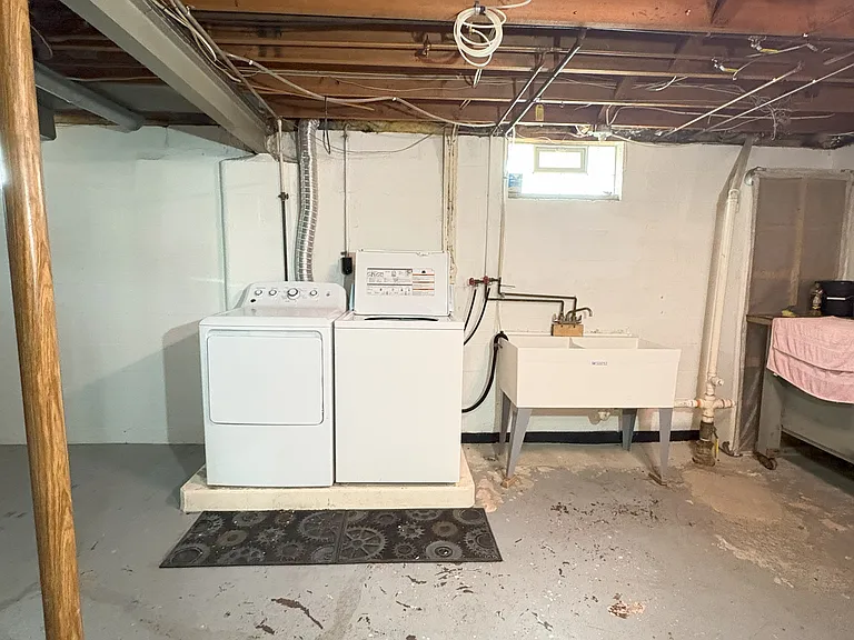 159 Leonore Rd — Photo 21