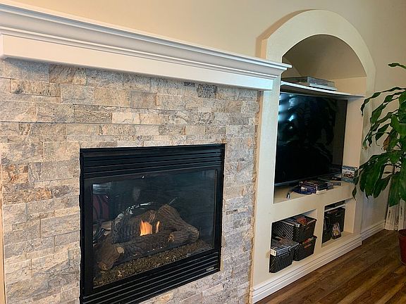Rock gas fireplace