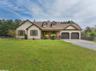 9138 Mars Hill Rd, Bauxite, AR 72011