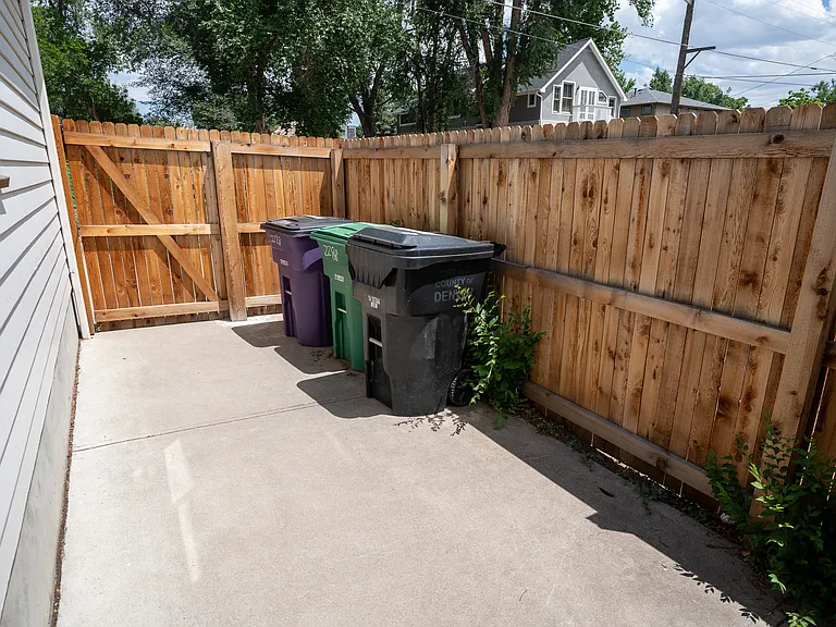 2288 S Franklin St — Photo 26