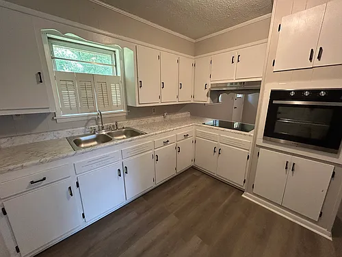 1409 Central Ave Photo 1