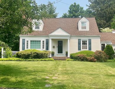 84 Dumbarton Drive, Huntington, NY, 11743