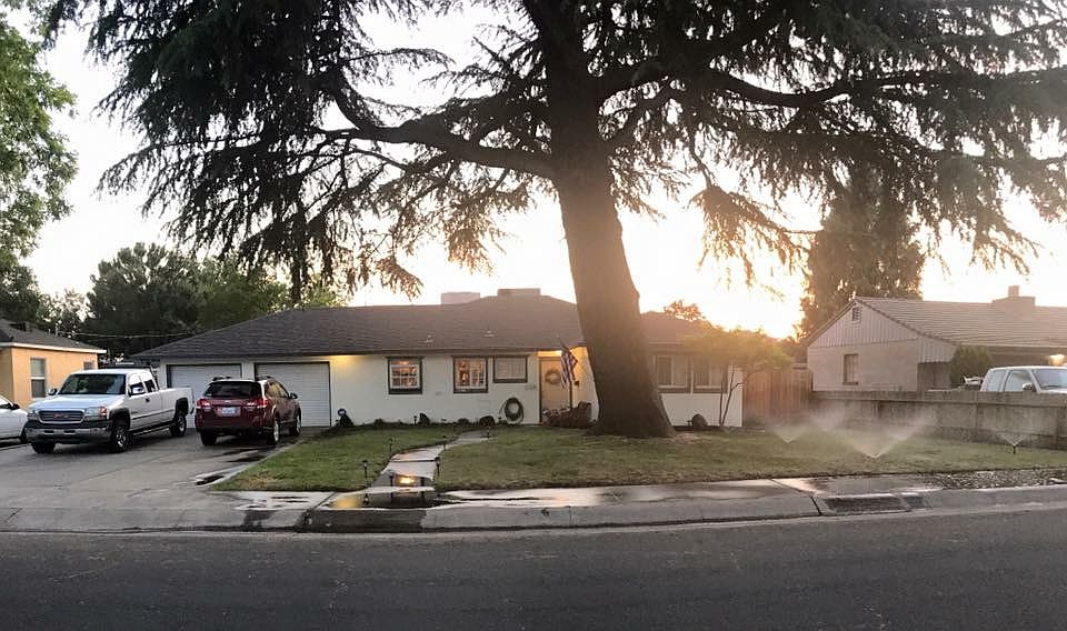 1st image of 1115 S Lee Ave