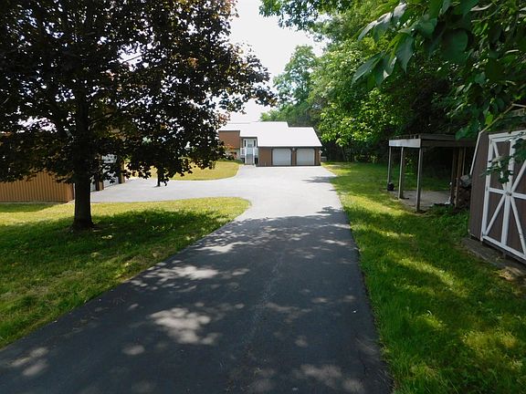 2nd image of 815 Plymouth North Norwich Rd