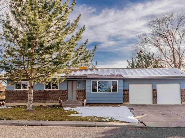 2102 Essex Street, Montrose, CO 81401