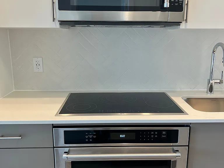 3220 William Coltson Ave E #504 — Photo 16