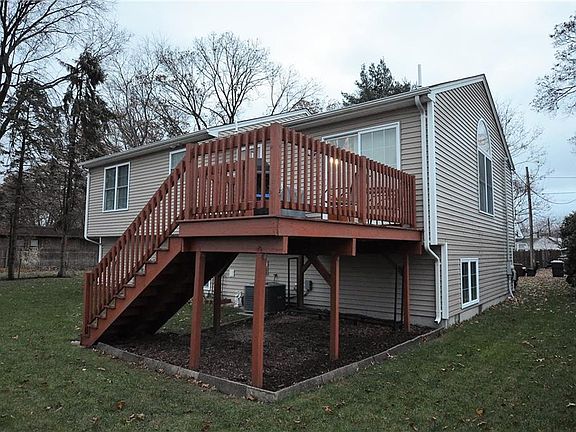 3rd image of 11 Boccia Ct