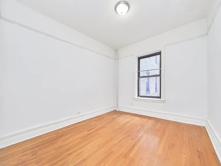 587 Riverside Dr #3B — Photo 5