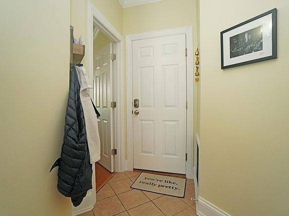 4th image of 2809 Griffiths Ave Unit 2