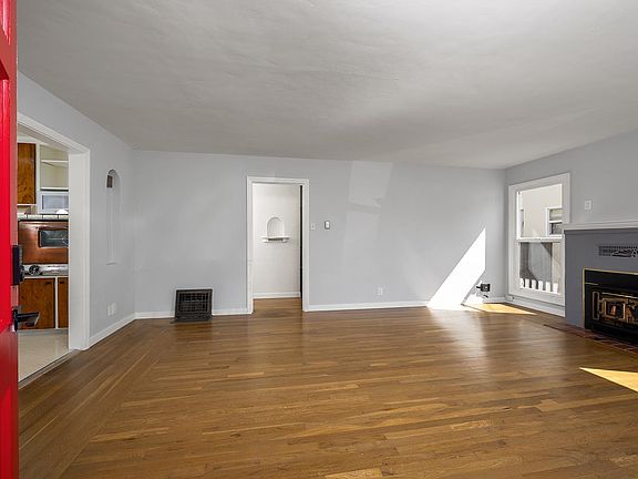 3rd image of 333 Lincoln Street