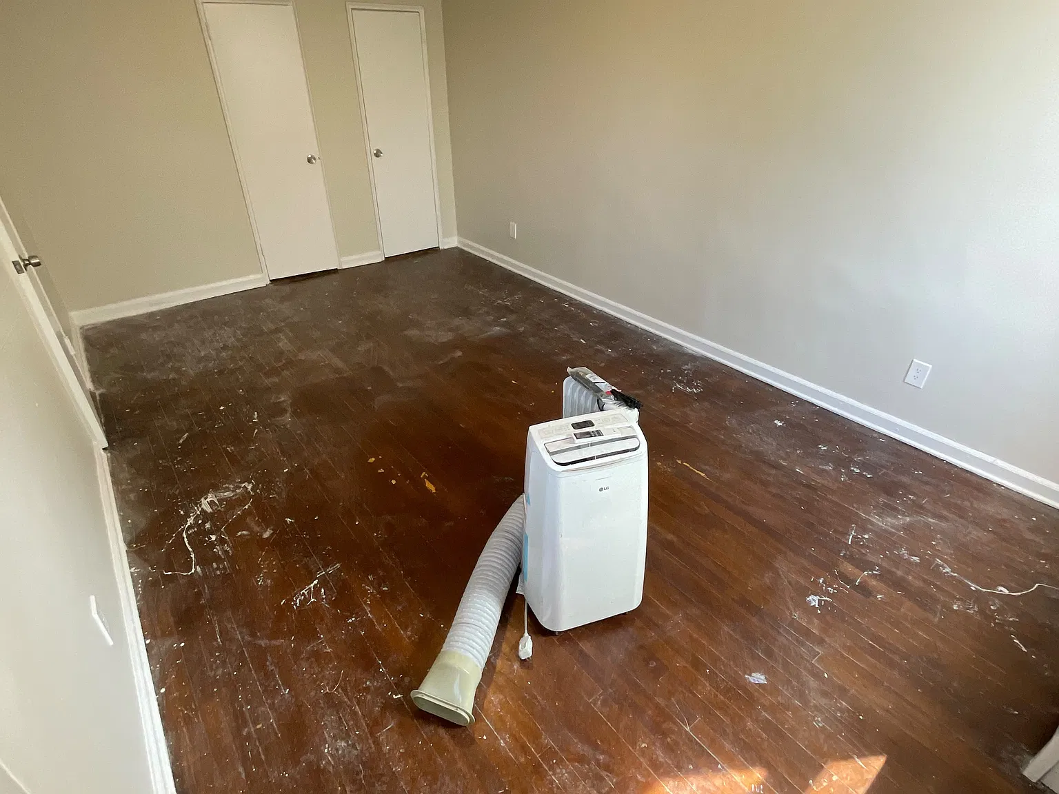 2 bed, $1,895 — Photo 4