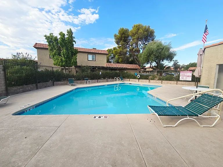 1833 Plum Ct — Photo 19