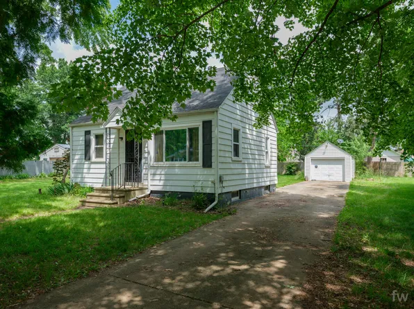 223 Ruth St, Portage, MI 49002