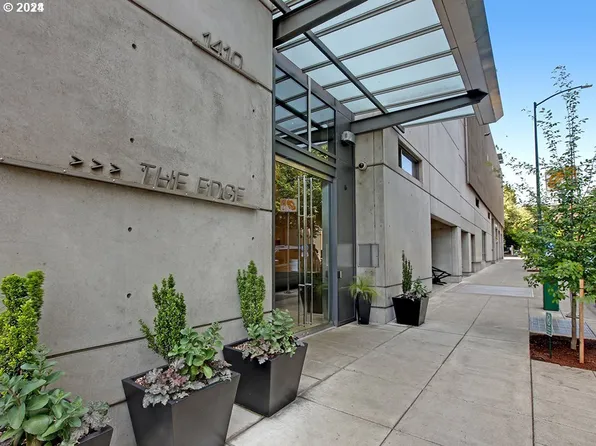 1410 NW Kearney St APT 917, Portland, OR 97209