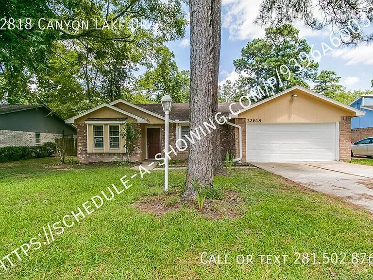 22818 Canyon Lake Dr — Photo 2