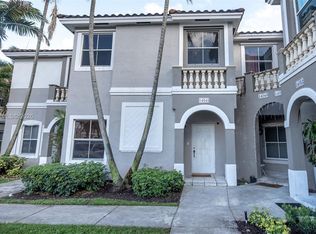14046 SW 49th St #16, Hollywood, FL 33027