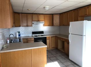 941 W Shore Rd #R2, Warwick, RI 02889