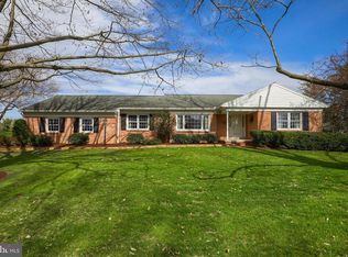 2119 Lyndell Dr, Lancaster, PA 17601