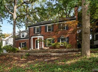 734 Brittany Ln, Saint Louis, MO 63130