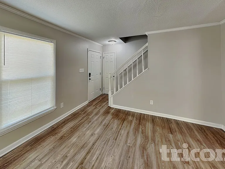 9033 Trailhead Ct — Photo 4