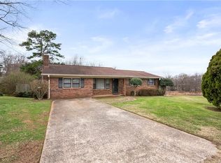 235 La Vista Ln, Cornelia, GA 30531