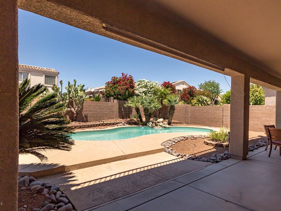 1st image of 292 W Sacaton Canyon Dr