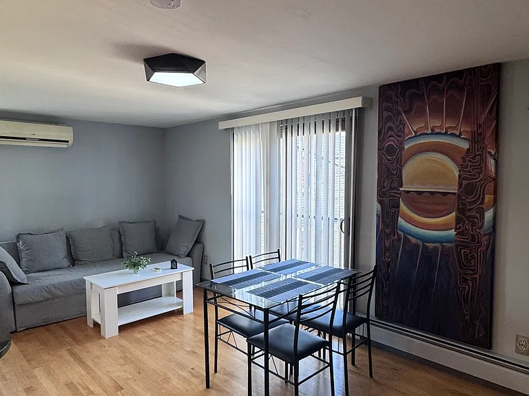 62 Spring St #2R — Photo 8