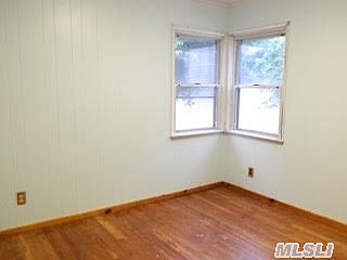 5th image of 68 Audrey Ave