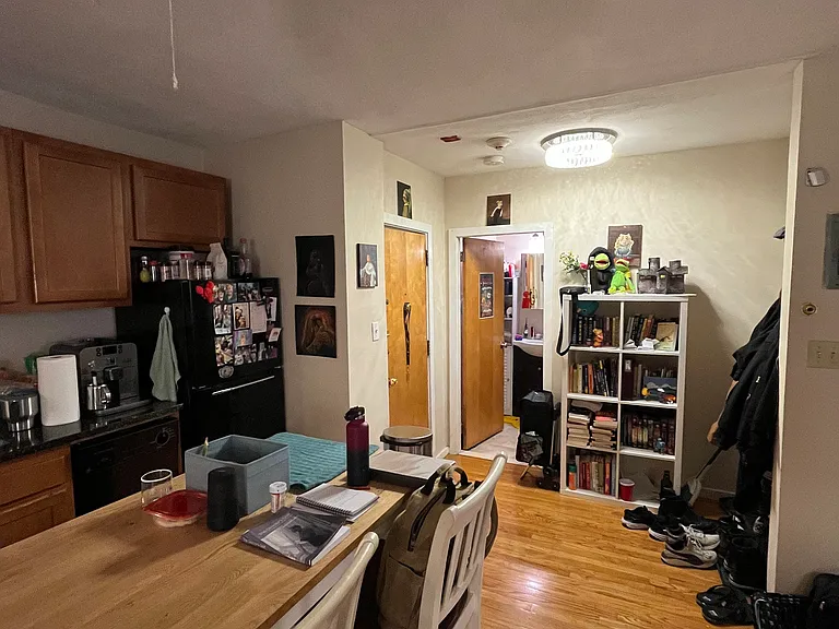 145 Endicott St #4 — Photo 2