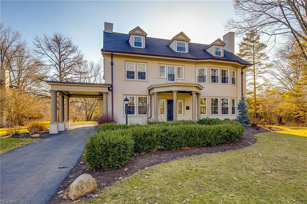 14122 Southpark Blvd photo 1