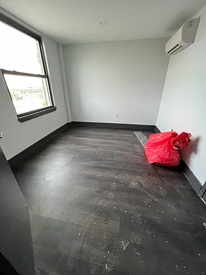 Rented by Delmark Realty LLC | media 47